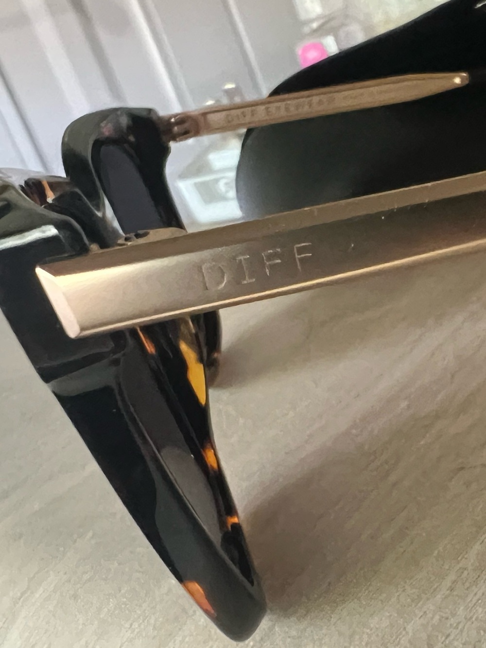 DIFF bella polarized Sunglasses - Picture 2 of 8